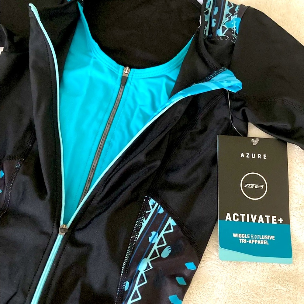 Zone3 Activate+ Short Sleeve Triathlon Tri Suit - Azure XS - NEW